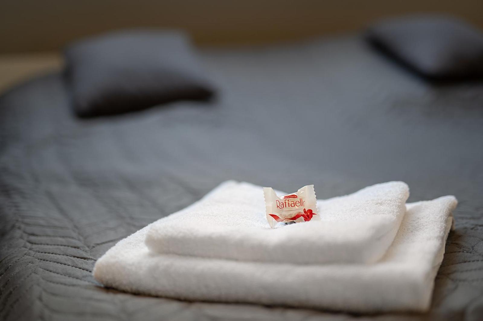 Agoston Apartman 1-2 - Lora,Marci Pecs Bagian luar foto